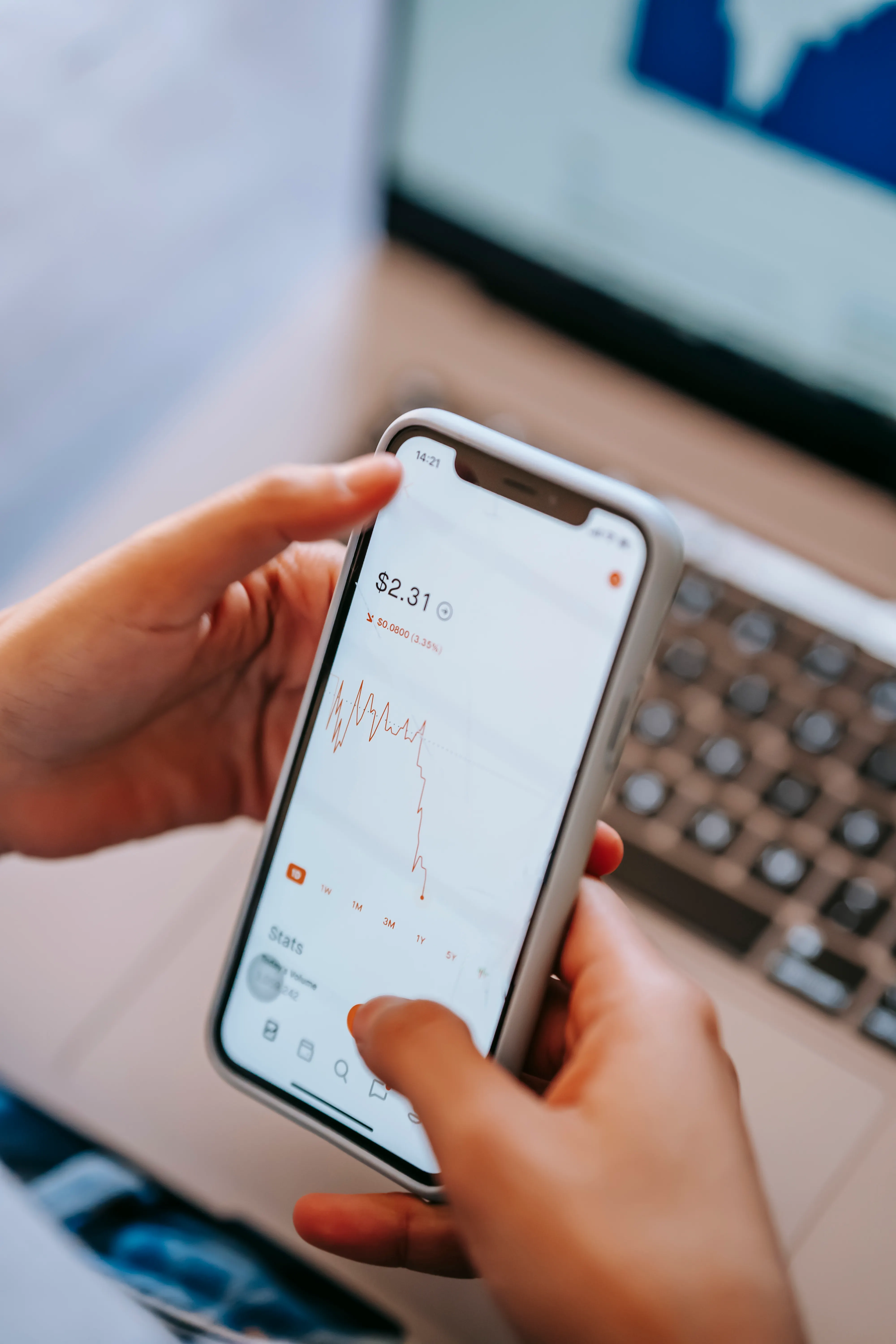 SmartRest mobile app interface showing sleep dashboard